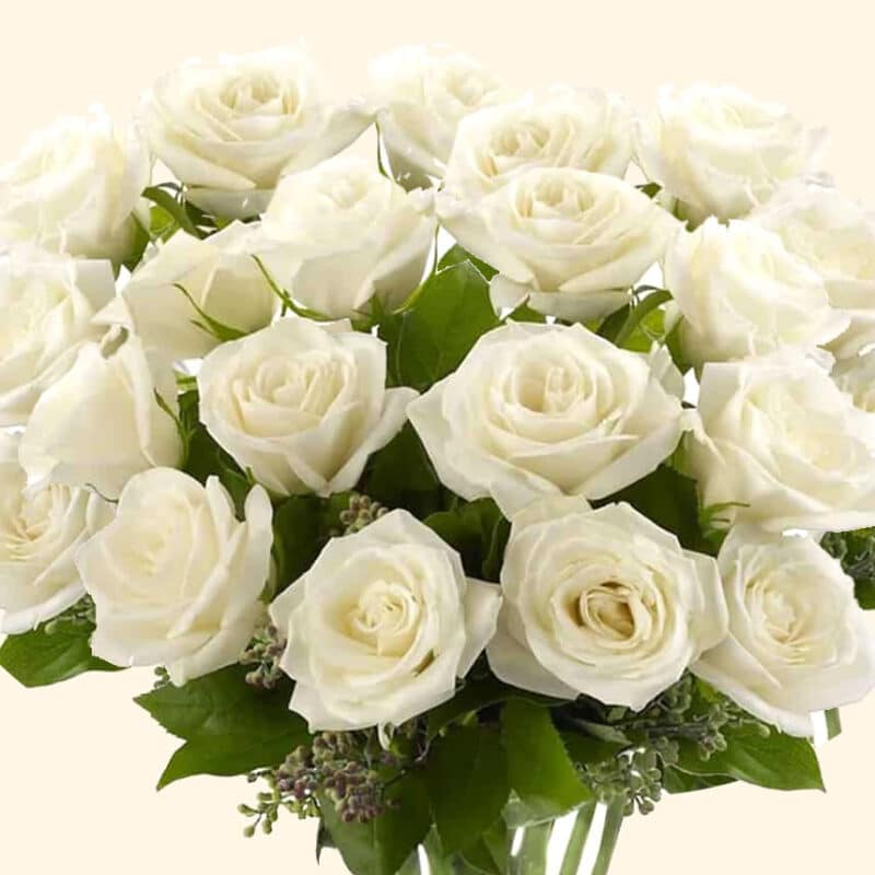 Bouquet di 20 rose bianche Consegniamo in giornata a domicilio a Roma