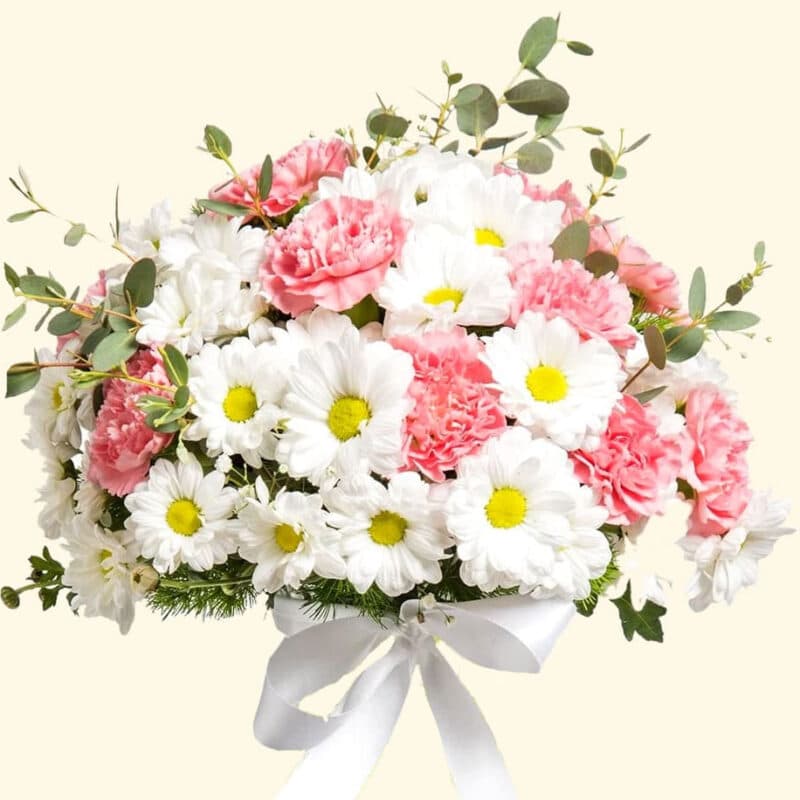 Flower delivery in Rome-Bouquet bianco e rosa di Margherite e Garofani. 
